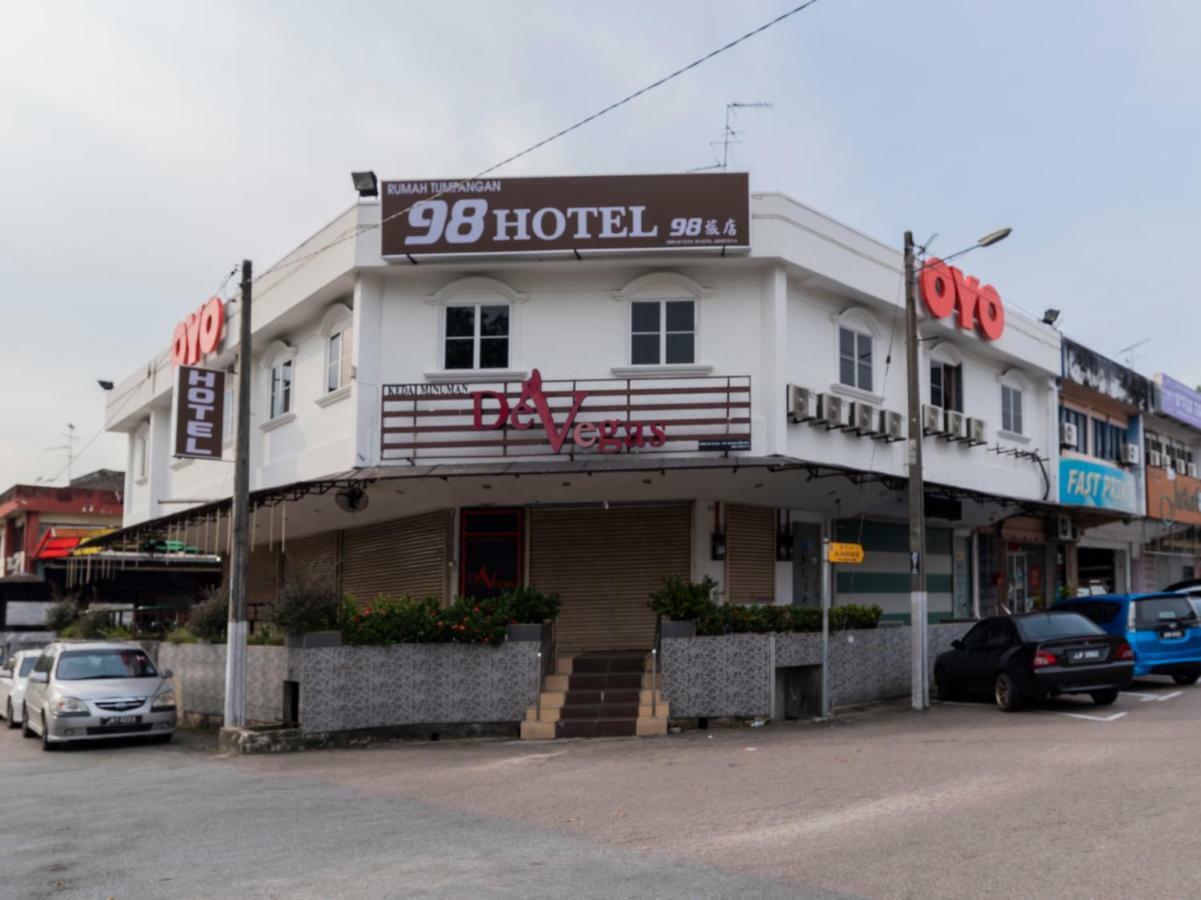 Oyo 44026 98 Hotel Johor Bahru Esterno foto